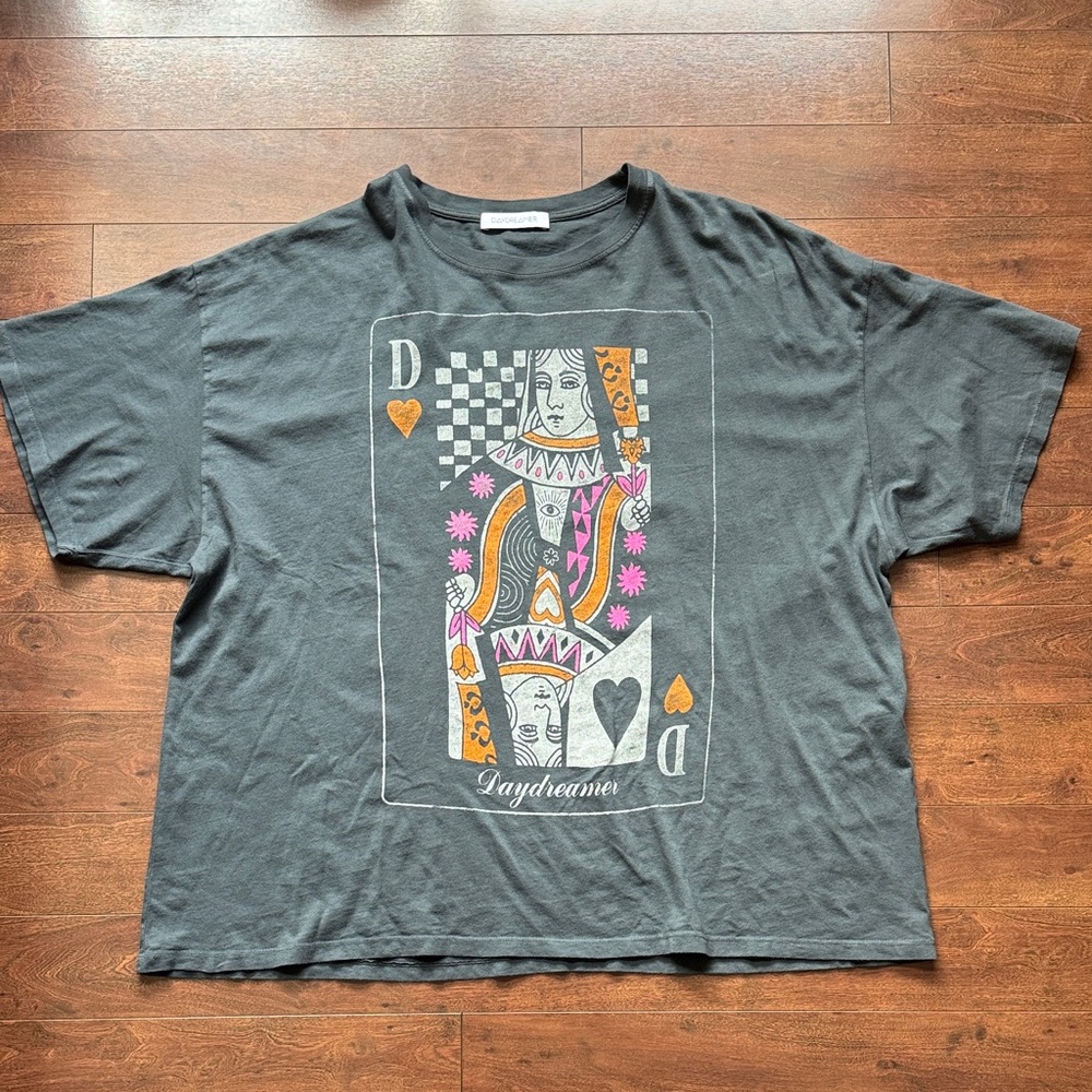 Brand New Daydreamer Queen Card One Size Tee
